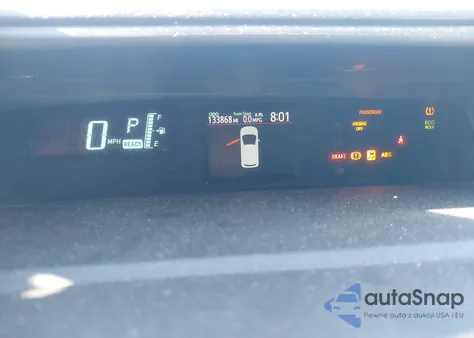 2014 Toyota Prius C Three z USA, uszkodzony, nr VIN JTDKDTB32E1073930